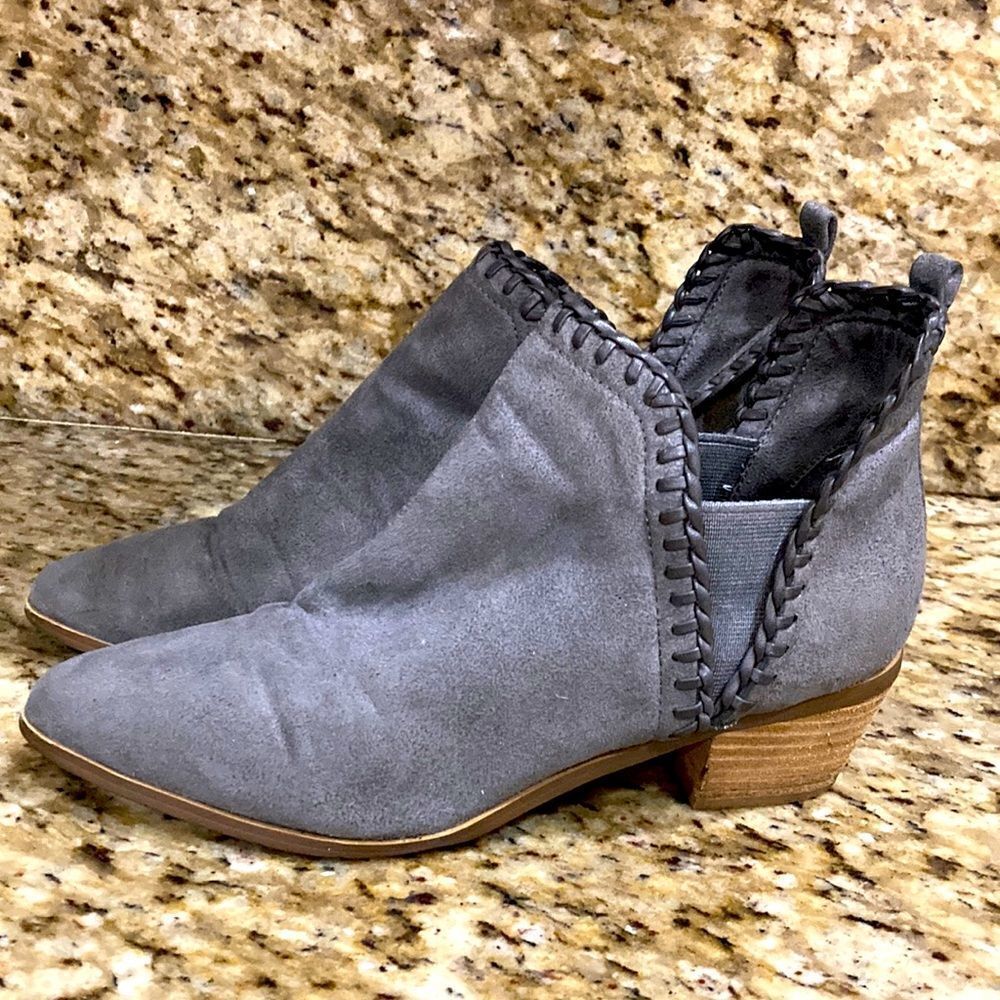 Report boots